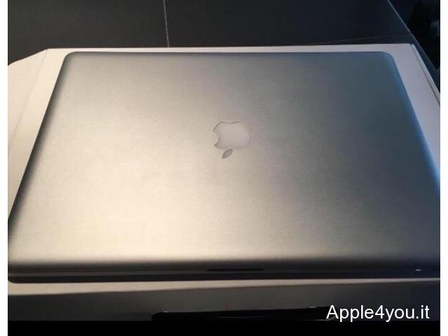 vendo MacBook Pro 17 processore 2,8GHz intel Core 2 Duo