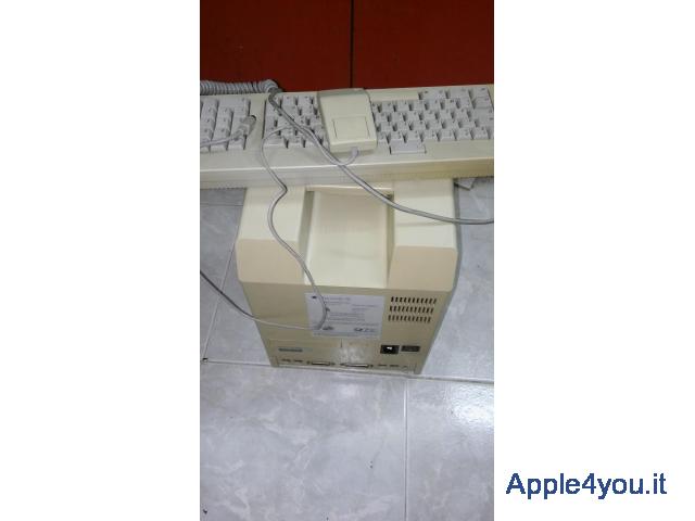 Macintosh Classic II SE/30