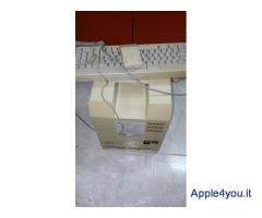 Macintosh Classic II SE/30