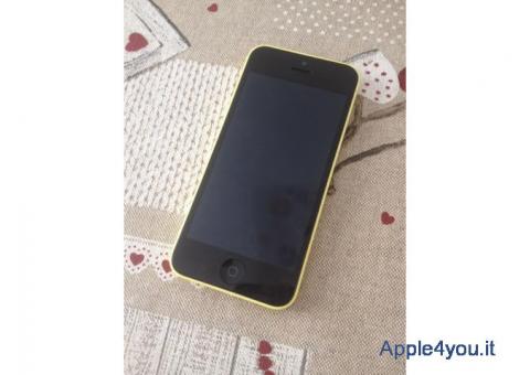 iPhone 5c giallo