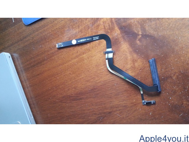 Hard Drive Flex Cable x Macbook Pro 13