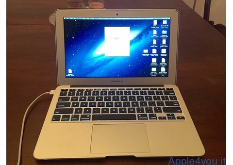 MacBook Air 11 pollici