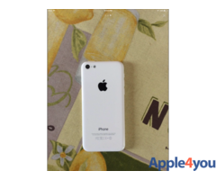 Vendo iPhone 5c colore bianco + 6 cover