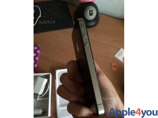 iPhone 4 8gb con accessori